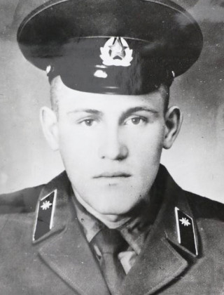 ЛИСЯНСКИХ Юрий Васильевич ЛИСЯНСКИХ Юрий Васильевич.